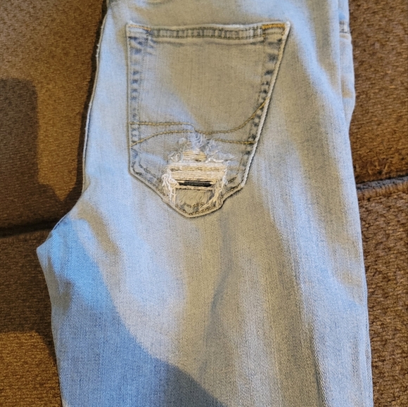 Hollister jeans light wash 28×30 relaxed fit - Picture 6 of 8